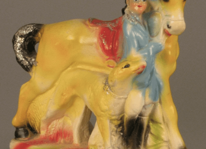 Chalkware figurine ca. 1945